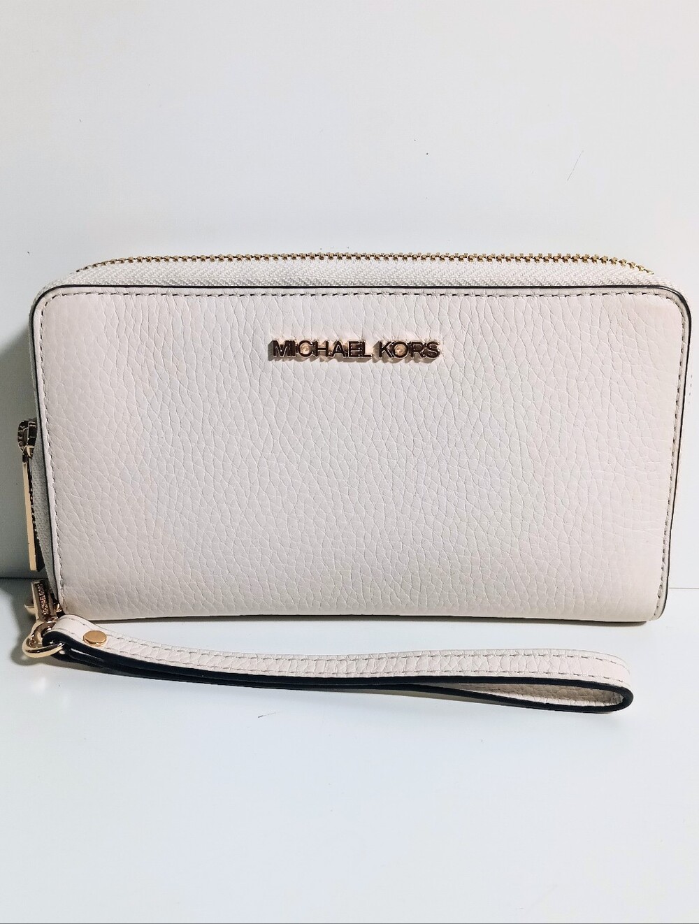 Michael Kors Jet Set Travel Large Phone Case Wallet Pebble Leather Light Cream